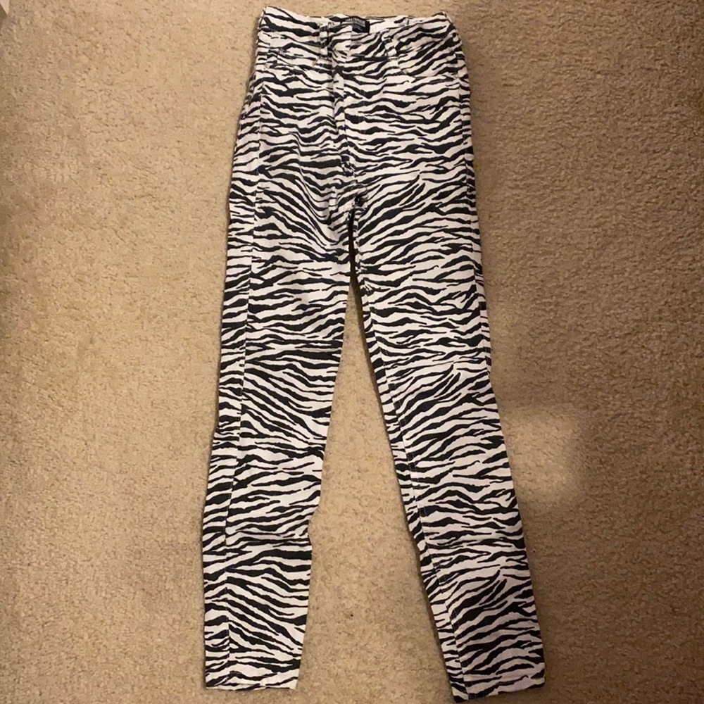 Zebra jeans